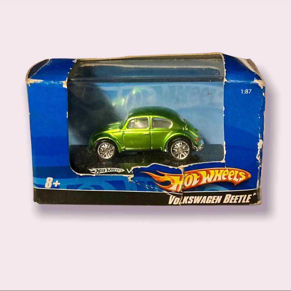 1:87 Hot Wheels Volkswagen VW Beetle Bug Green Metallic